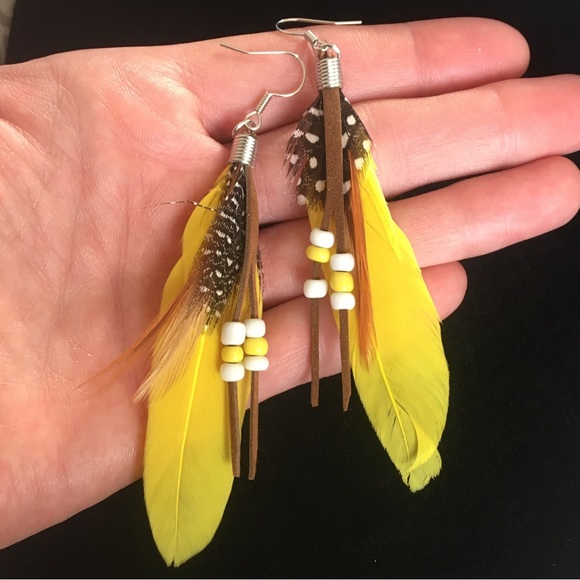 Yellow Feather Native Style Earrings - Picture 4 of 8